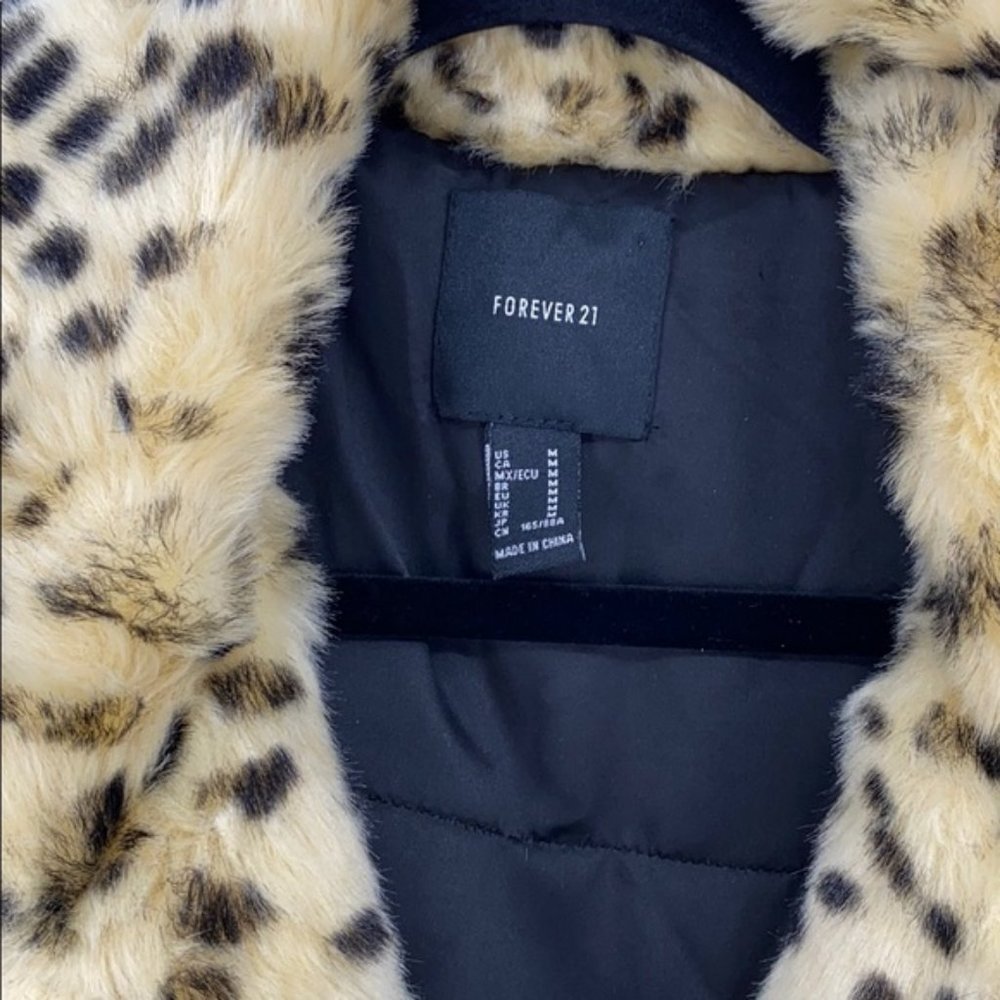 Forever 21 Animal Cheetah Print Faux Fur Coat - Picture 14 of 15